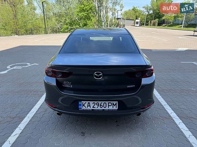Седан Mazda 3 2021 в Киеве