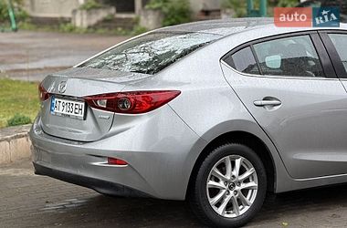 Седан Mazda 3 2015 в Івано-Франківську