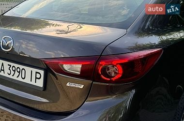 Седан Mazda 3 2015 в Харькове