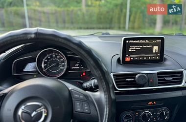 Седан Mazda 3 2015 в Харькове