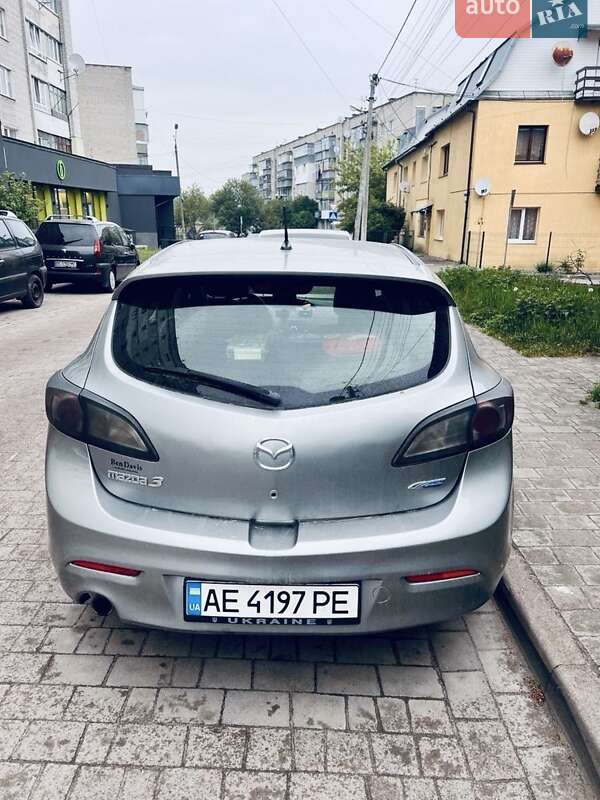 Хэтчбек Mazda 3 2012 в Львове