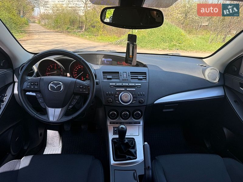 Хэтчбек Mazda 3 2011 в Харькове
