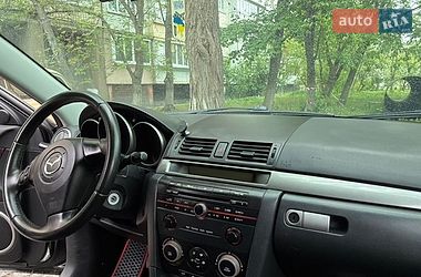 Седан Mazda 3 2004 в Киеве