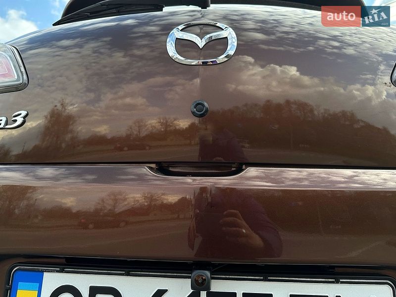 Хэтчбек Mazda 3 2012 в Чернигове