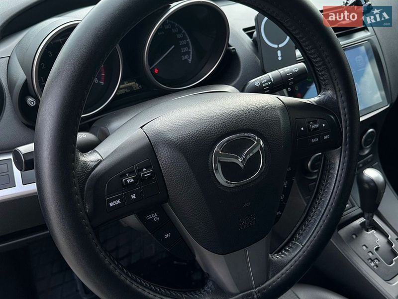 Хэтчбек Mazda 3 2012 в Чернигове