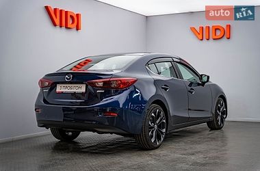 Седан Mazda 3 2018 в Києві