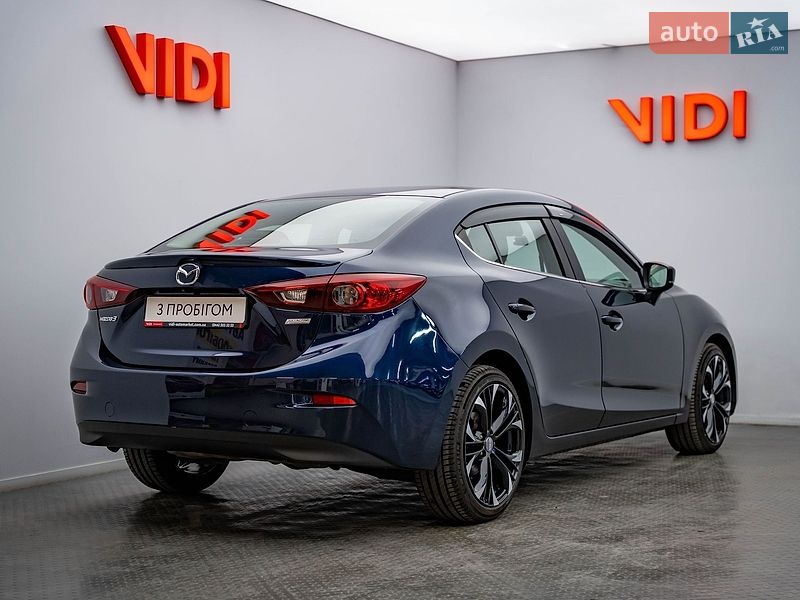 Седан Mazda 3 2018 в Києві
