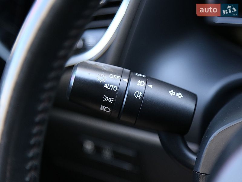 Седан Mazda 3 2014 в Києві