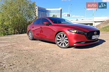 Седан Mazda 3 2021 в Киеве