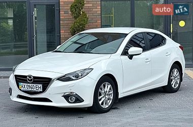 Седан Mazda 3 2015 в Вінниці