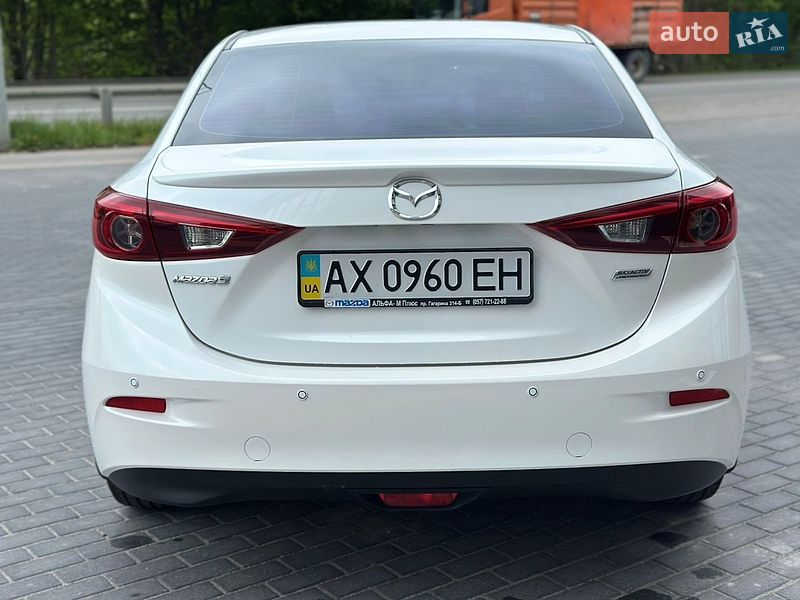 Седан Mazda 3 2015 в Вінниці