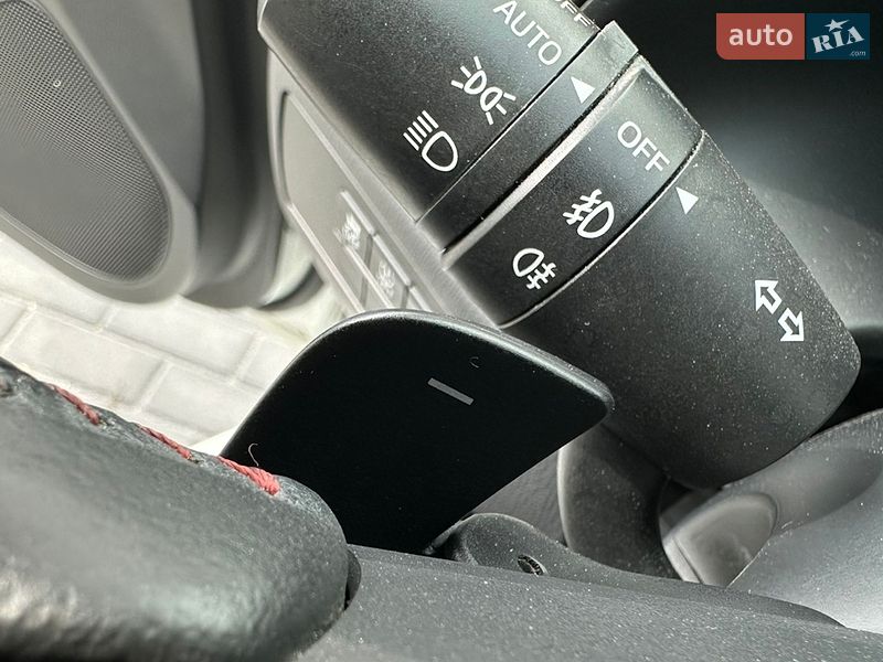 Седан Mazda 3 2015 в Вінниці