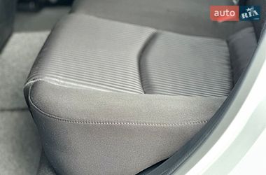 Седан Mazda 3 2015 в Вінниці