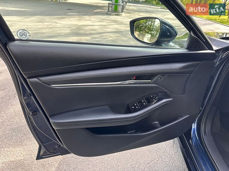 Седан Mazda 3 2021 в Дніпрі