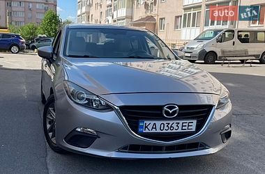 Седан Mazda 3 2015 в Софіївській Борщагівці