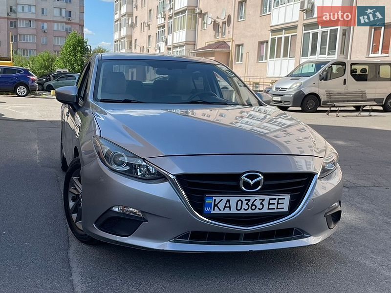 Mazda 3 2015