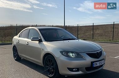 Седан Mazda 3 2006 в Ровно
