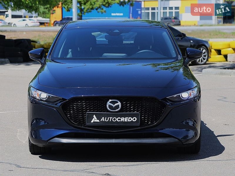 Хэтчбек Mazda 3 2022 в Киеве