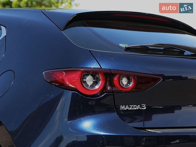 Хэтчбек Mazda 3 2022 в Киеве
