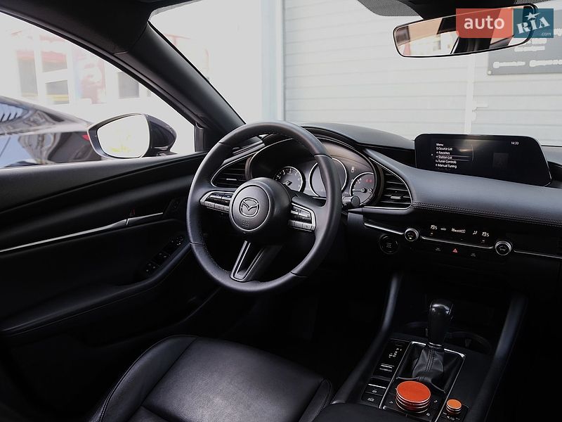 Хэтчбек Mazda 3 2022 в Киеве
