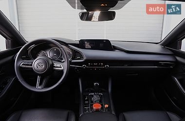 Хэтчбек Mazda 3 2022 в Киеве