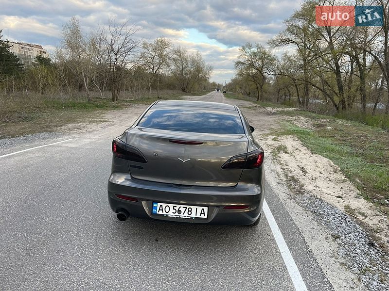 Седан Mazda 3 2012 в Дніпрі