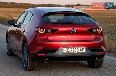 Хэтчбек Mazda 3 2024 в Новомосковске