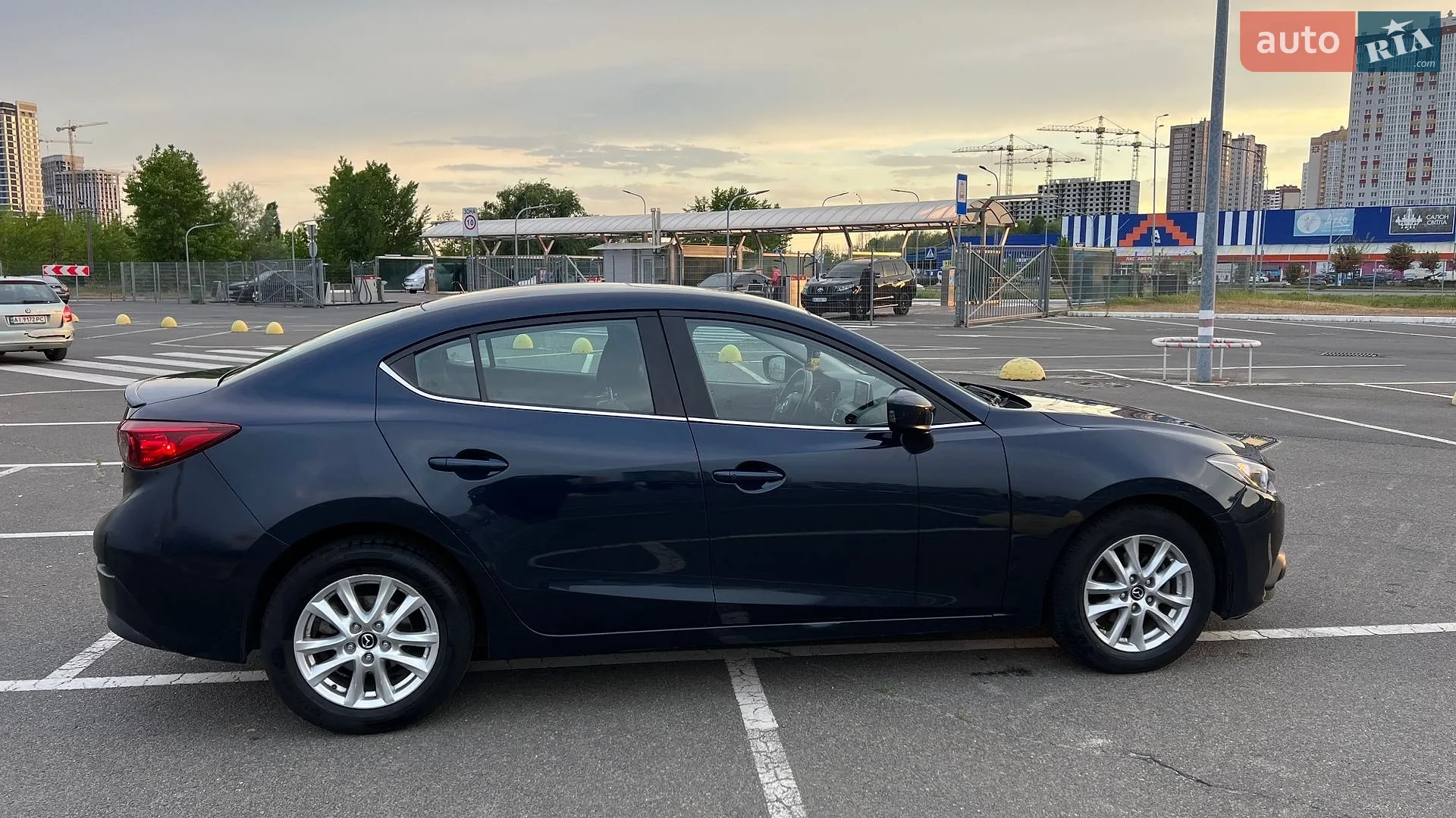 2016 Mazda 3 - мініатюра 4