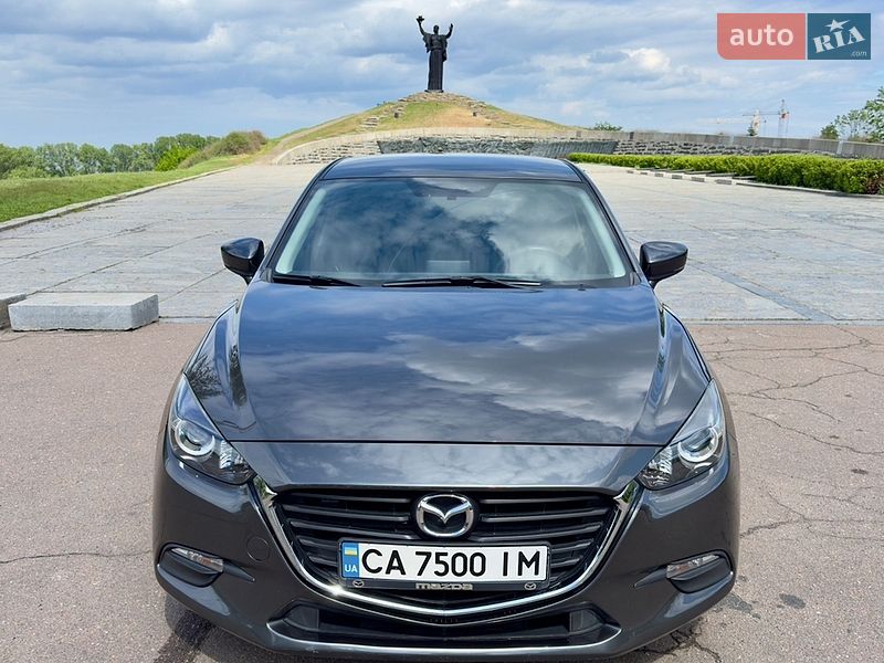 Седан Mazda 3 2017 в Черкассах