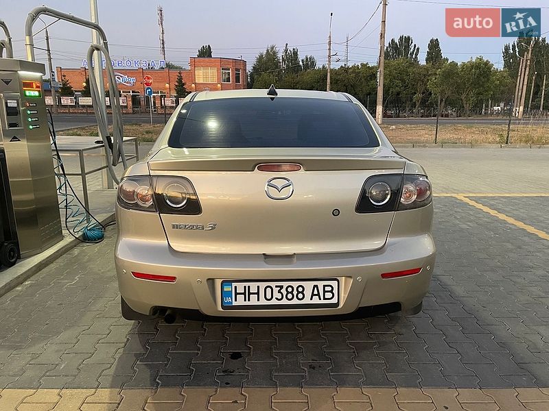 Седан Mazda 3 2007 в Николаеве