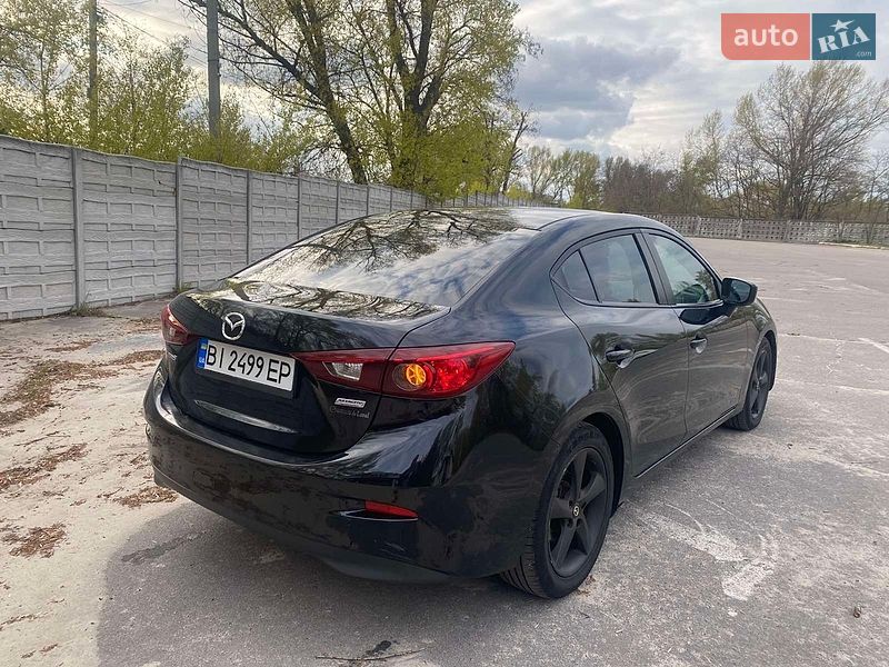 Седан Mazda 3 2014 в Кременчуці