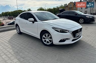 Седан Mazda 3 2017 в Львові