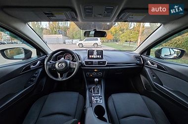 Седан Mazda 3 2013 в Кривом Роге