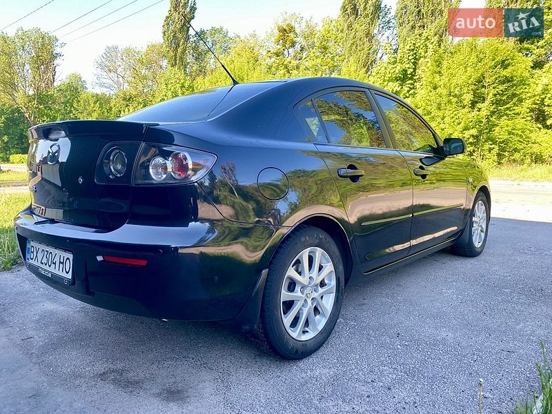 Седан Mazda 3 2008 в Хмільнику