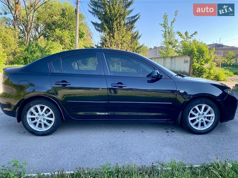 Седан Mazda 3 2008 в Хмільнику