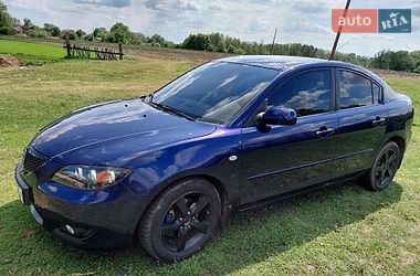 Седан Mazda 3 2005 в Лохвиці