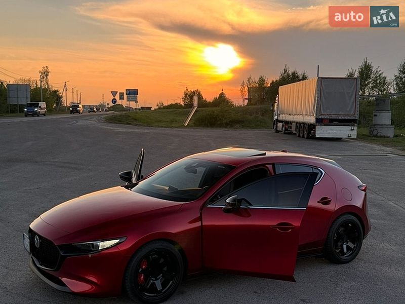 Хэтчбек Mazda 3 2022 в Львове