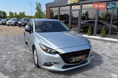Седан Mazda 3 2017 в Коломиї