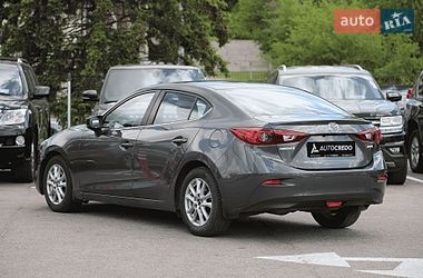 Седан Mazda 3 2017 в Харькове