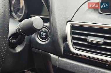 Седан Mazda 3 2016 в Одесі