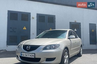 Седан Mazda 3 2004 в Киеве