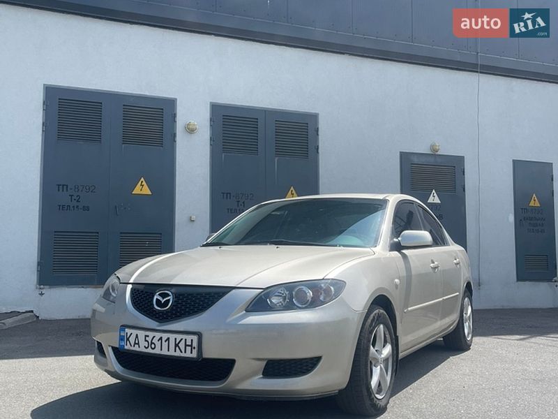 Седан Mazda 3 2004 в Киеве
