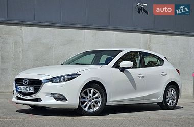 Хэтчбек Mazda 3 2017 в Киеве