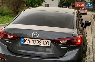 Седан Mazda 3 2016 в Києві