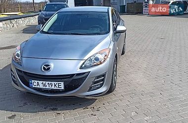 mazda 3 2009 в Смела от профессионального продавца Sanya