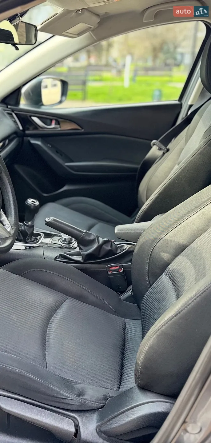 2016 Mazda 3 - мініатюра 16