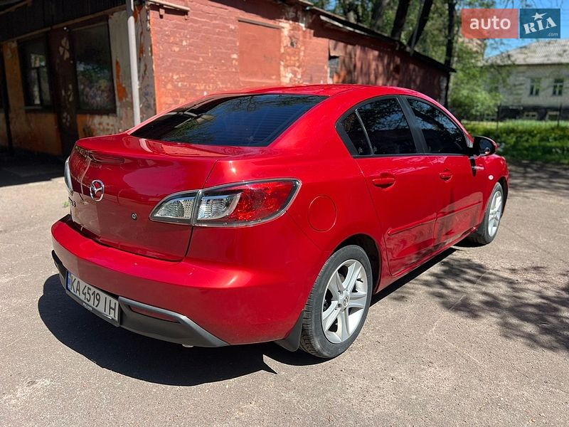 Седан Mazda 3 2009 в Ніжині