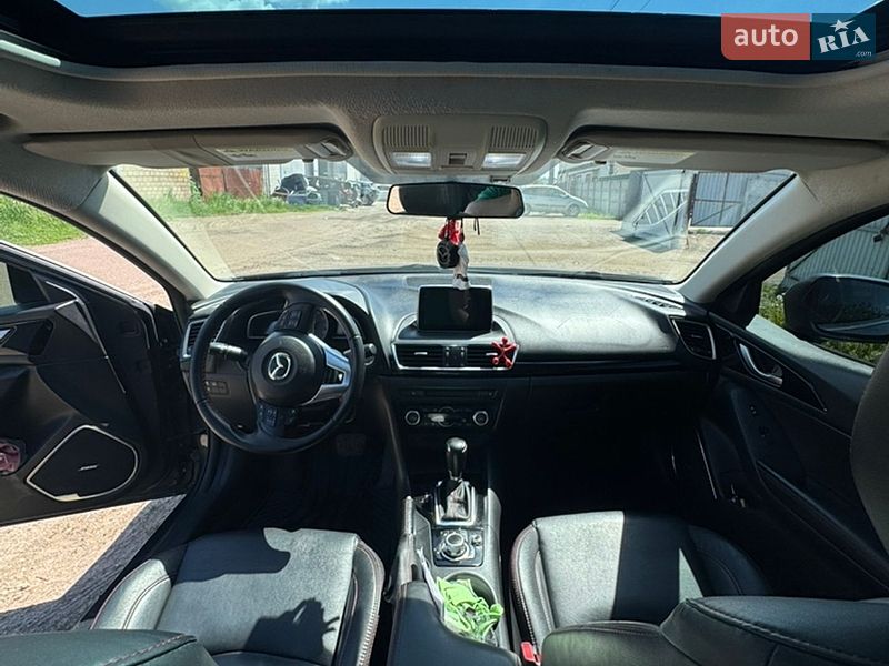 Седан Mazda 3 2013 в Чернигове