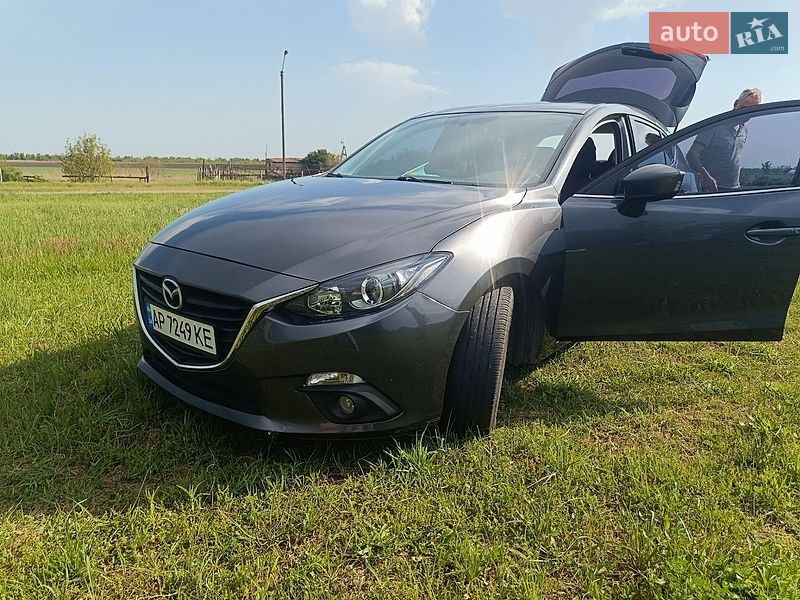 Хетчбек Mazda 3 2016 в Запоріжжі