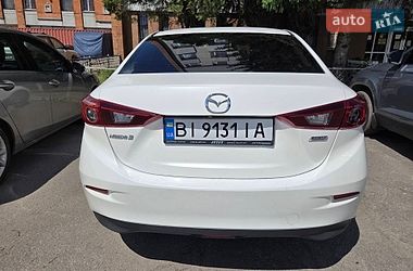 Седан Mazda 3 2016 в Полтаве
